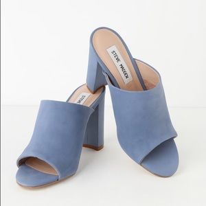 Steve Madden Esmeralda dusty blue size 7